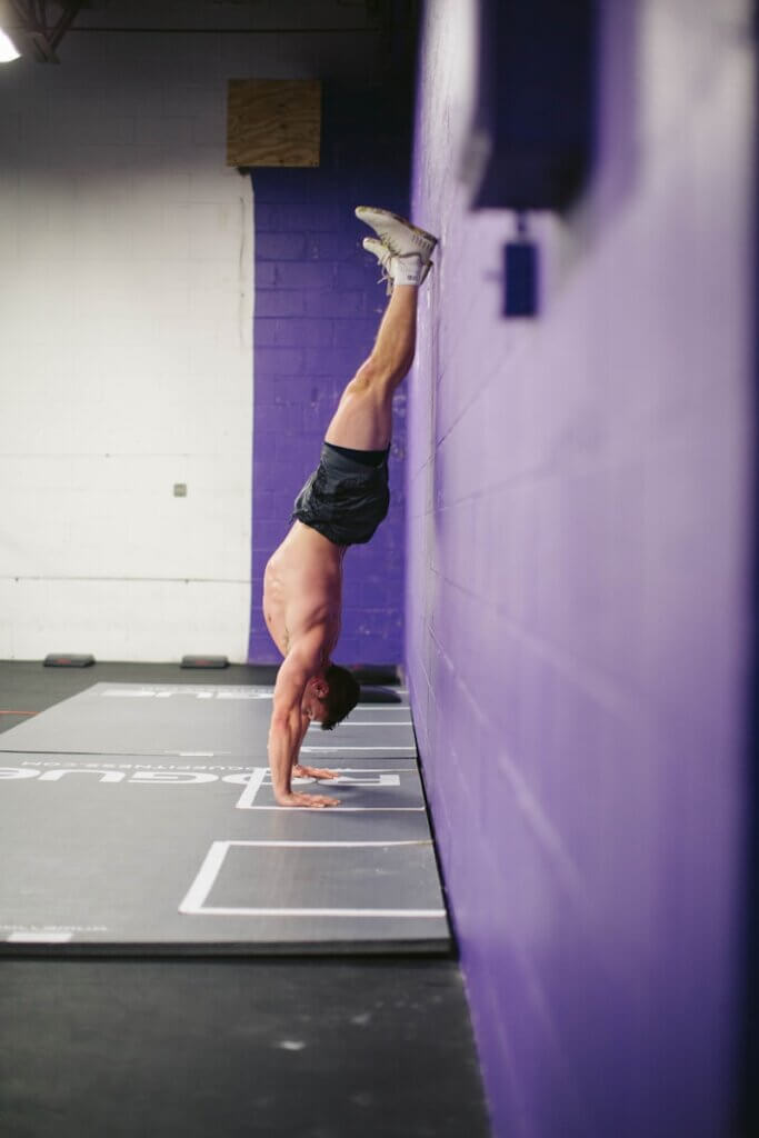 Handstand push up